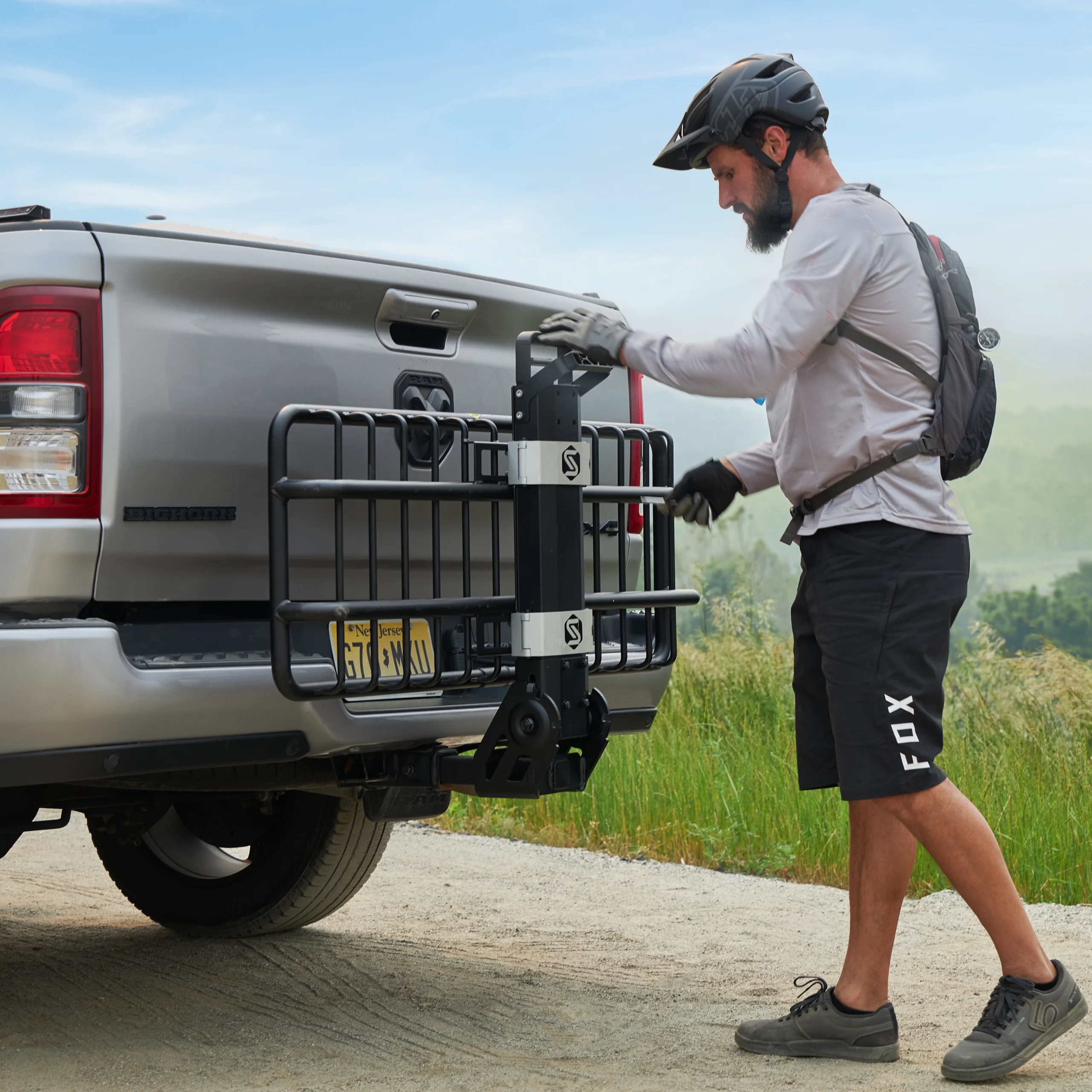 Saris MHS Cargo Basket for MHS Platform Hitch Base - Image 8