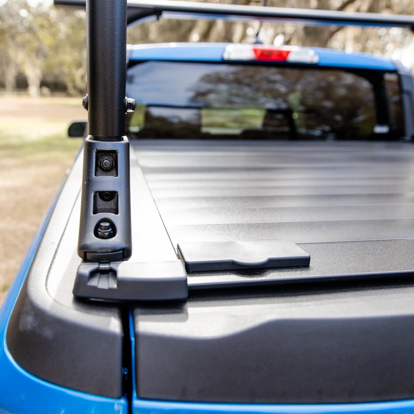 RetraxPro XR Tonneau Cover and TruXedo Elevate Truck Rack Package - Image 6