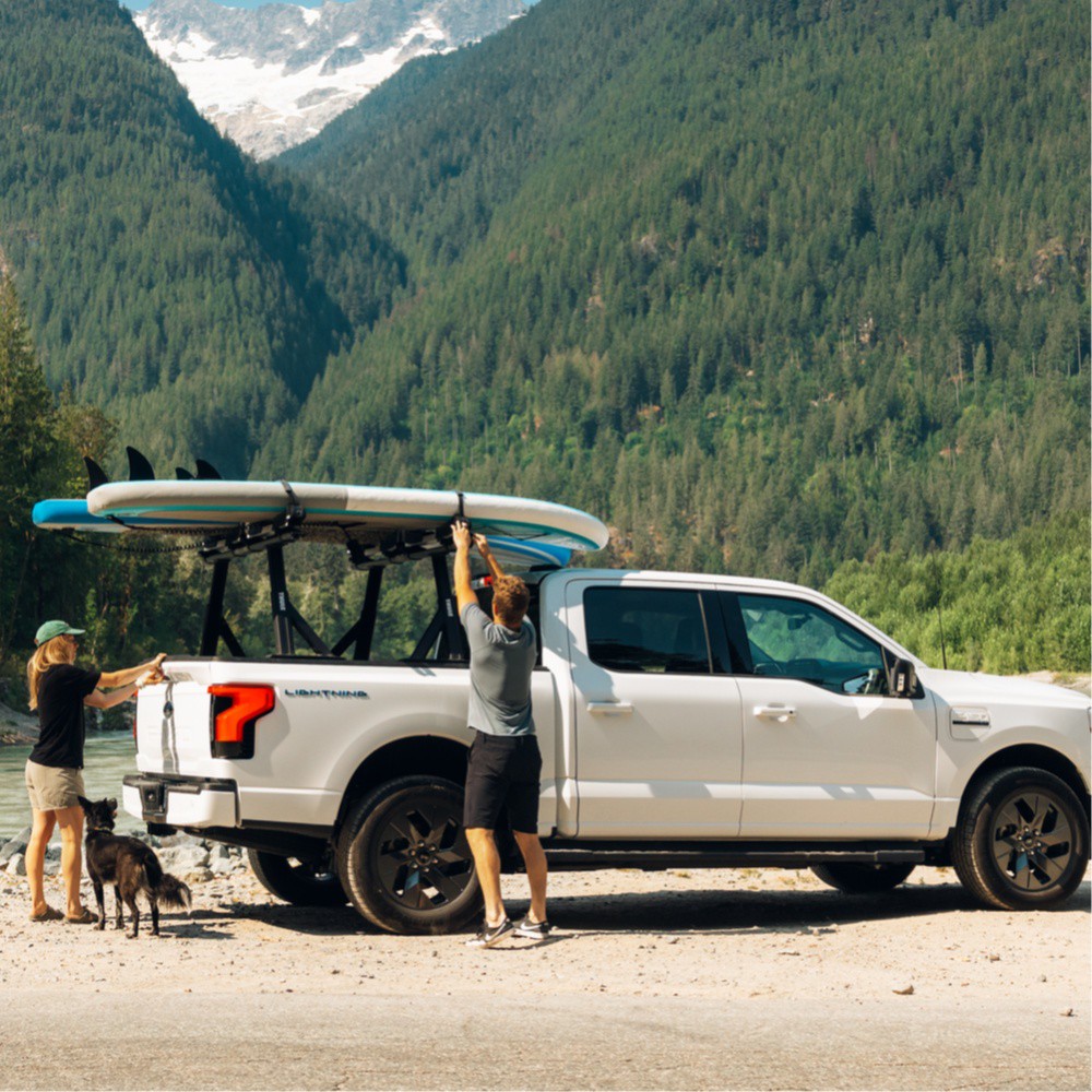 Thule Xscape Height Adjustable Complete Truck Rack System - Image 2